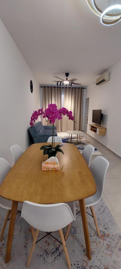 Apartment Tangerine @ Near Klia @erl *